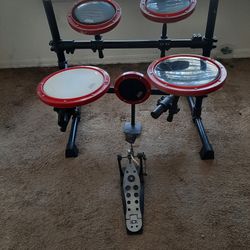 LIKE NEW  Remo 5 piece Practice Pad Kit