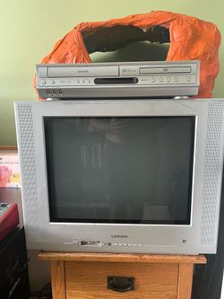 Vintage DAEWOO 20in CRT TV