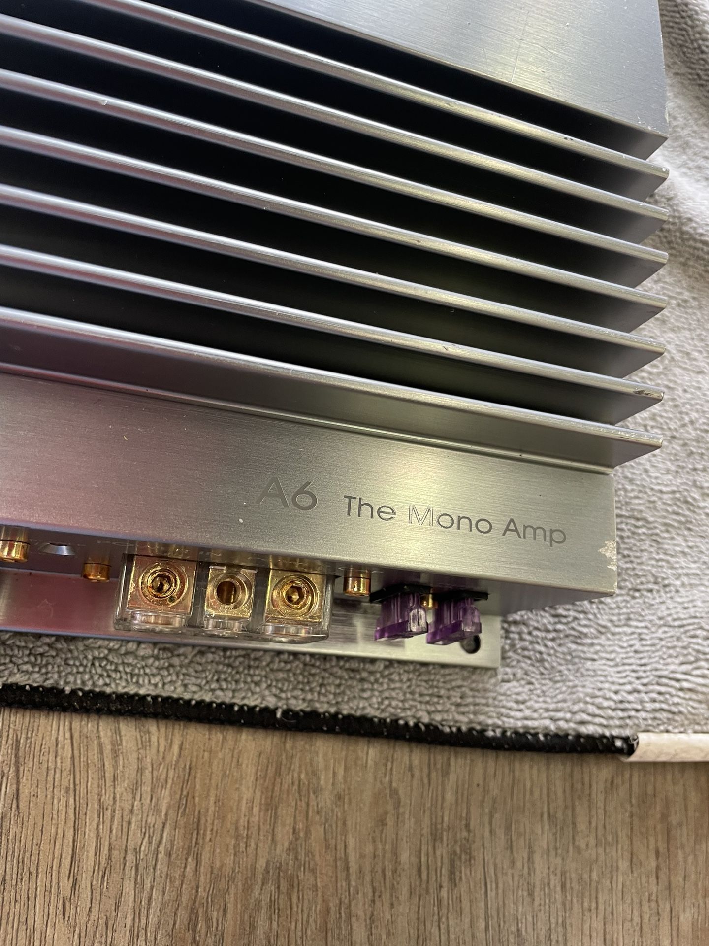 DLS Car Amplifier Natural Sound for Sale in San Bernardino, CA