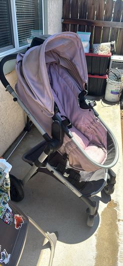 Evenflo pivot stroller