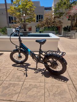 Lectric XP 2.0 Folding eBike – $450