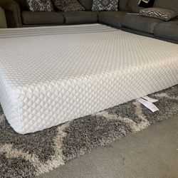 Brand New King Size Mattress ! Leesa Mattress ! Leesa Hybrid Mattress ! Eastern King ! Euro King ! Free Delivery
