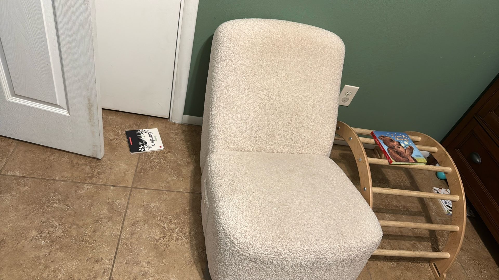 Rocking Lounge Floor Chair
