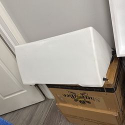 Magnetic car Topper Sign