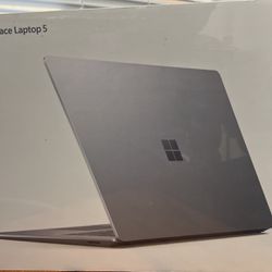 Microsoft Surface Laptop 5