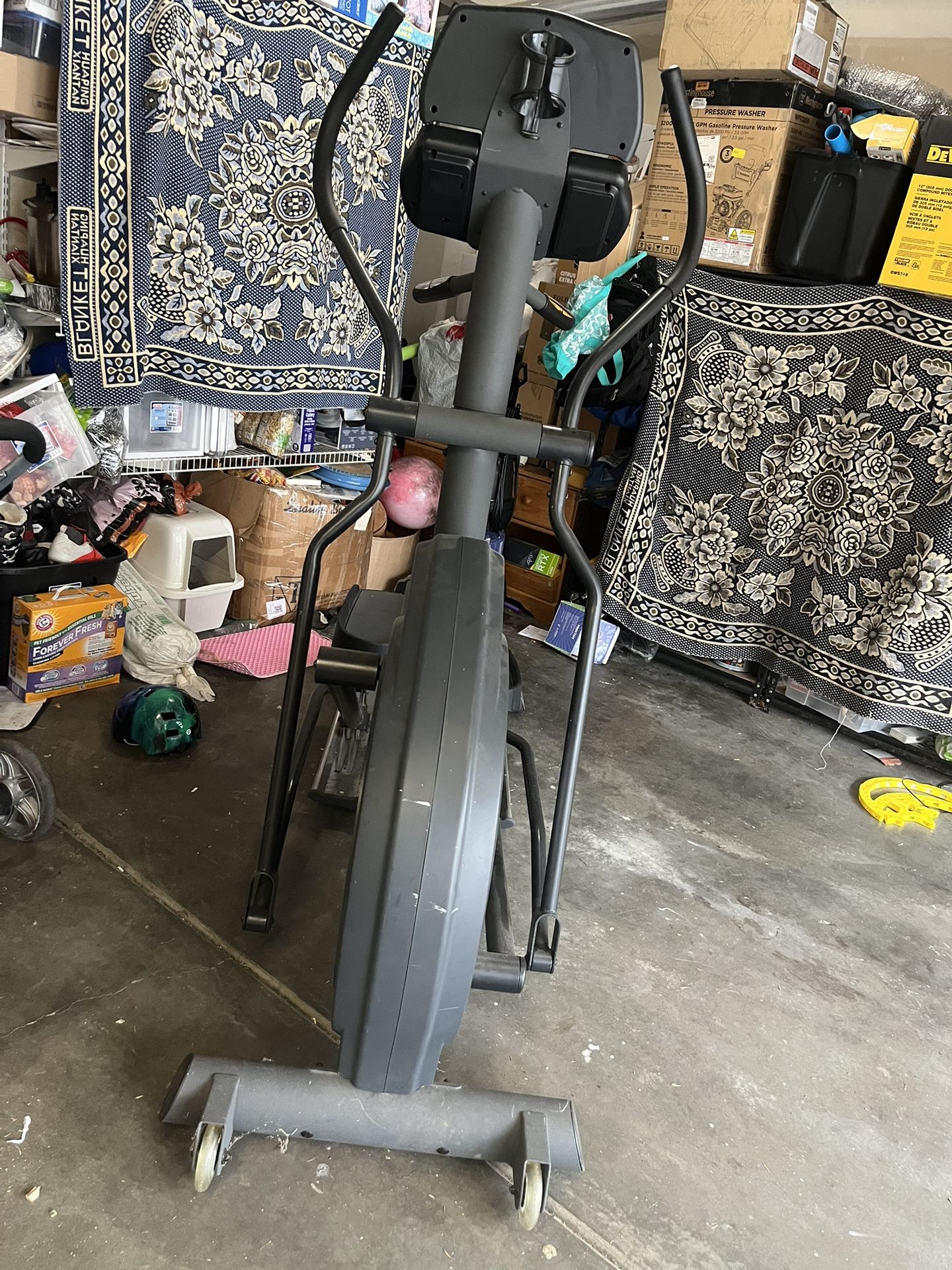 NordicTrack ELITE 1300 (elliptical)