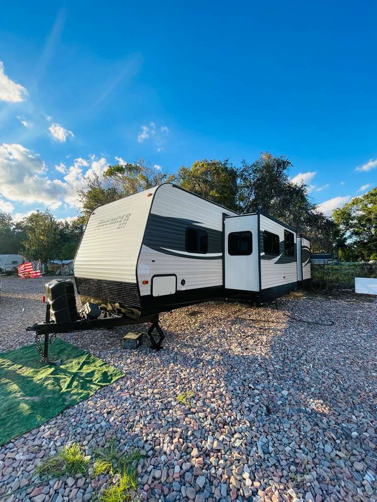 2017 Forest River Avenger Rv Camper Travel Camper