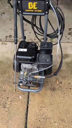 BE 3400 PSI 2.5 GPM Gas Pressure Washer