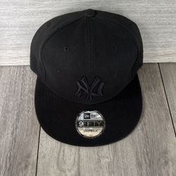 New York Yankees Snapback Hat$35