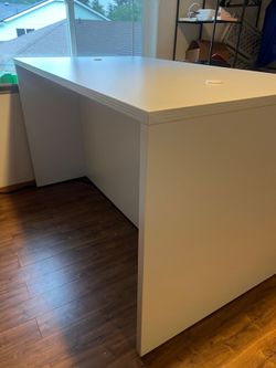 Office Desk (Collaborative standing workstation)