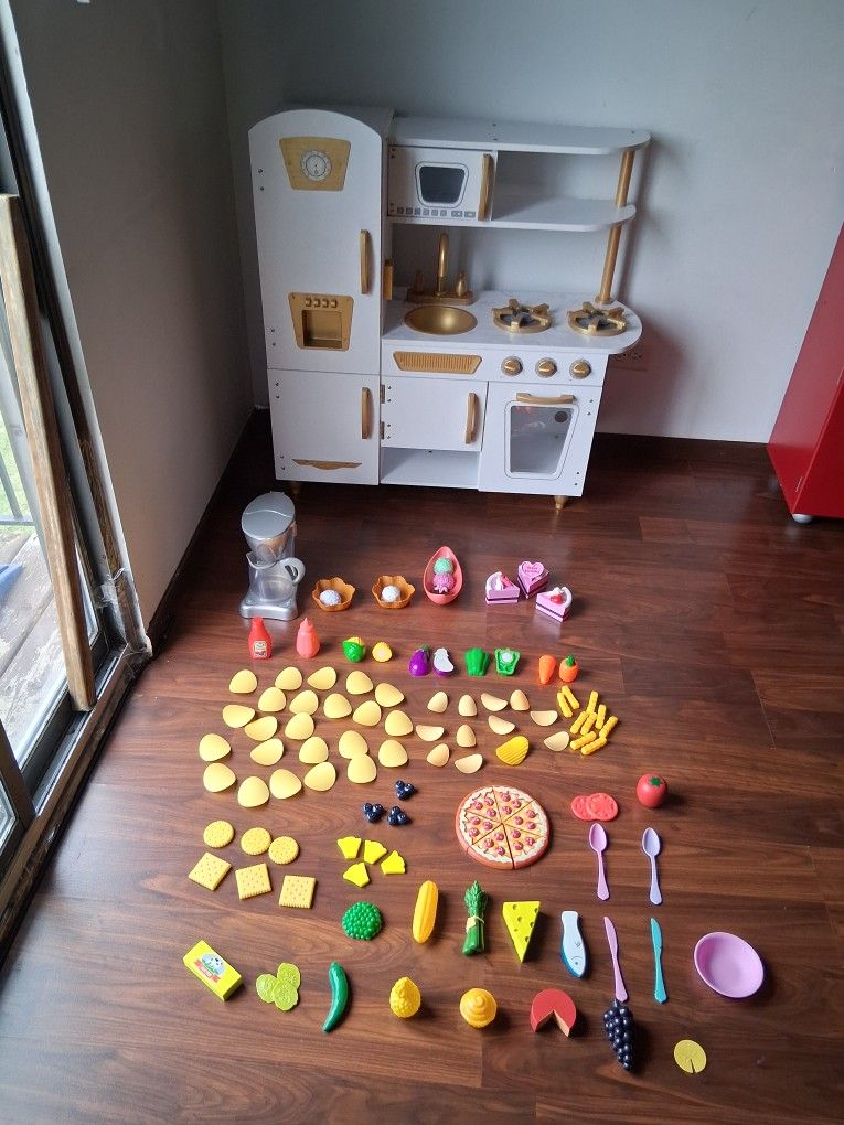 Play Kitchen With Accessories