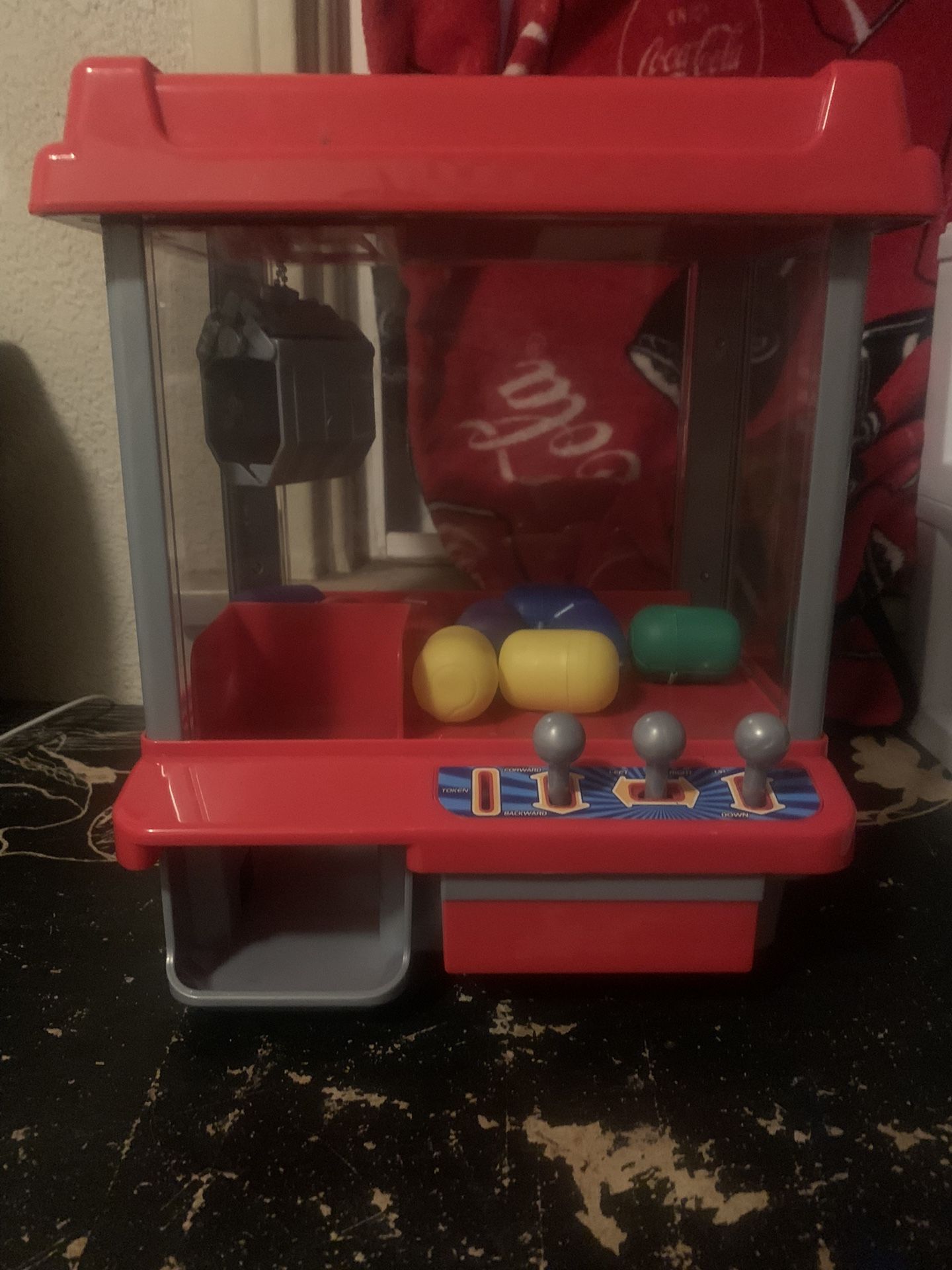 Mini Toy Crawl Machine
