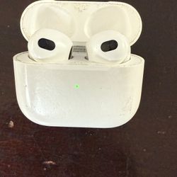 AirPods (3rd Generation)
