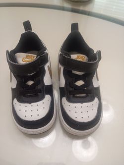 Nike Toddler Sneakers Black White Gold