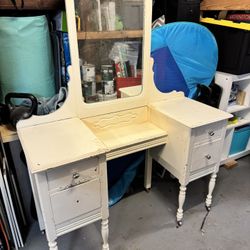 Antique vanity 
