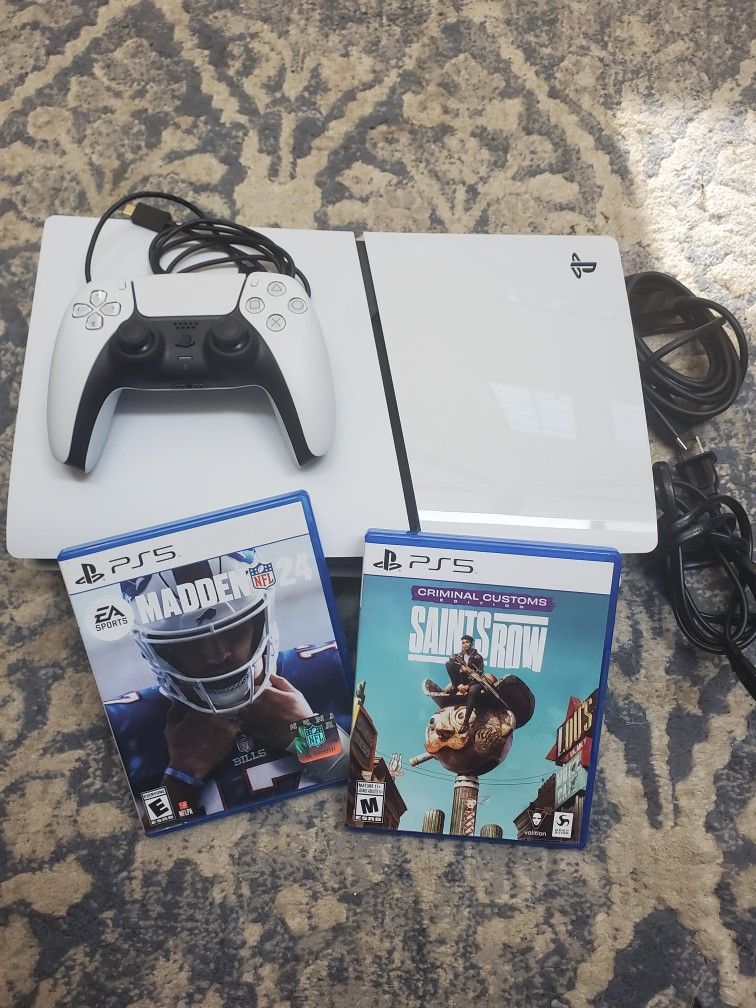 Playstation 5 w/ 2 Games