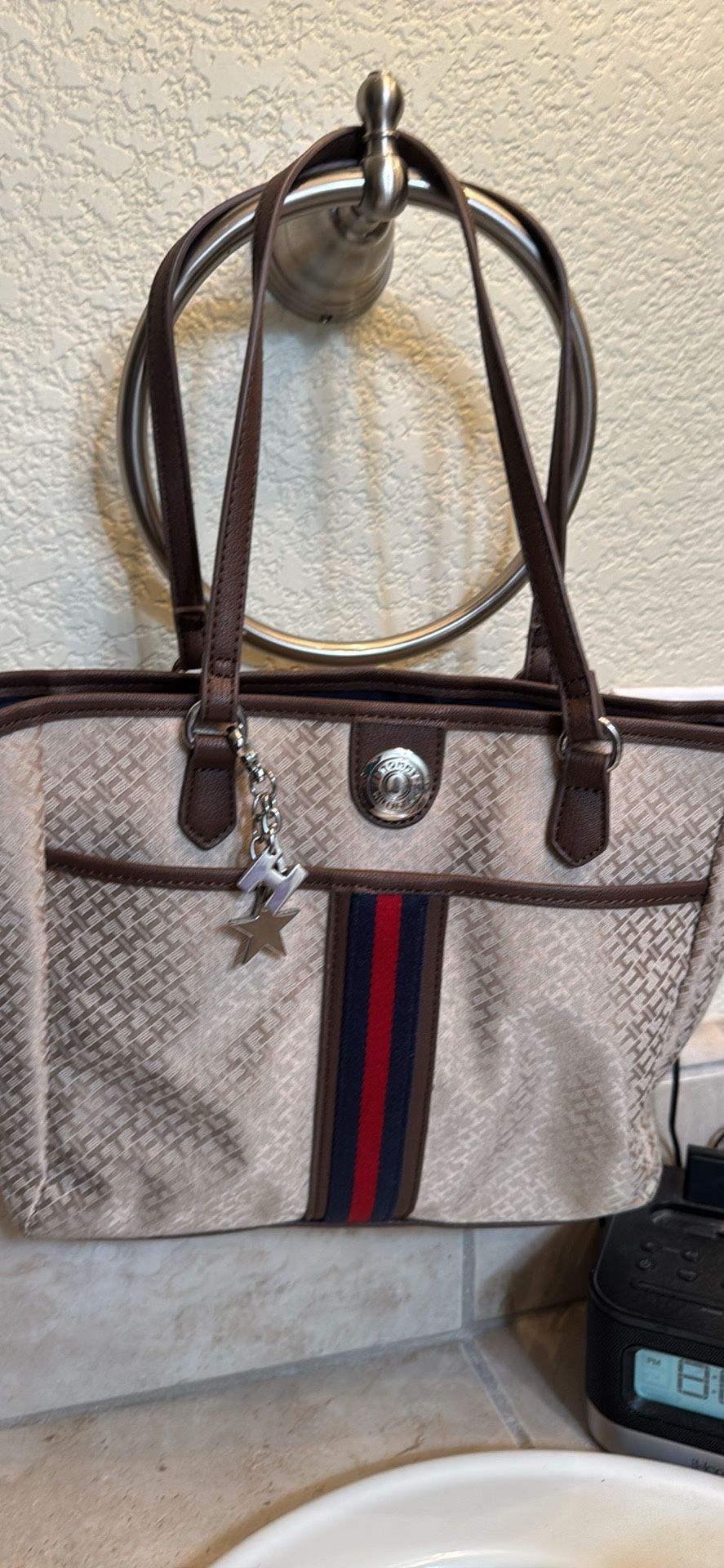 Tommy Hilfiger purse