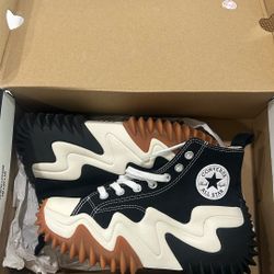 New Never Worn Converse 