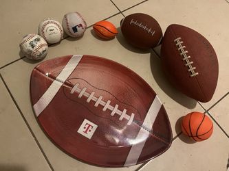 $10 ! Brand New Football Tray Includes Balls !