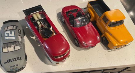 Die cast cars