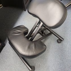 Ergonomic Kneeling Desk Chair