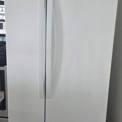 Side by side Refrigerator 