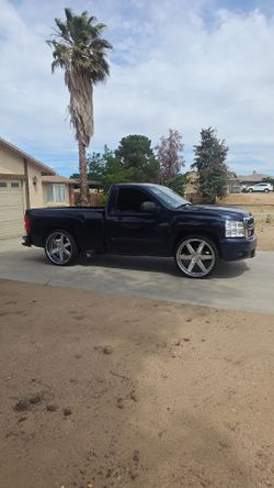 2010 silverado  v8 5.3  flex fule  full bolt on truck