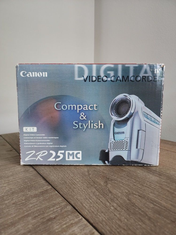 Canon ZR25 NC MiniDV Digital Video Camcorder