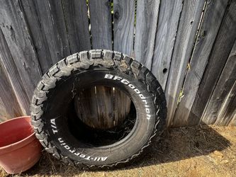 KO2 BF Goodrich All Terrain Tire