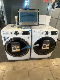GE Profile Front Load  Washer and Gas Dryer Set