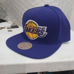 Authentic Mitchell And Ness Los Angeles Lakers HAT NEW 