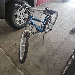 24" Wheel Girls BIKE