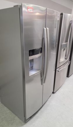 Maytag Side-by-Side Stainless Steel Refrigerator Fridge
