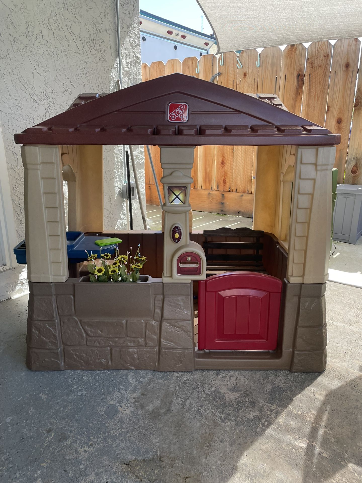 Play House Step 2 New