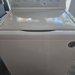 WHIRLPOOL WASHER AND DRYER GOOD WORKING CONDITION