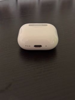 Apple AirPods 4 ANC Charging Case — Original | Like New