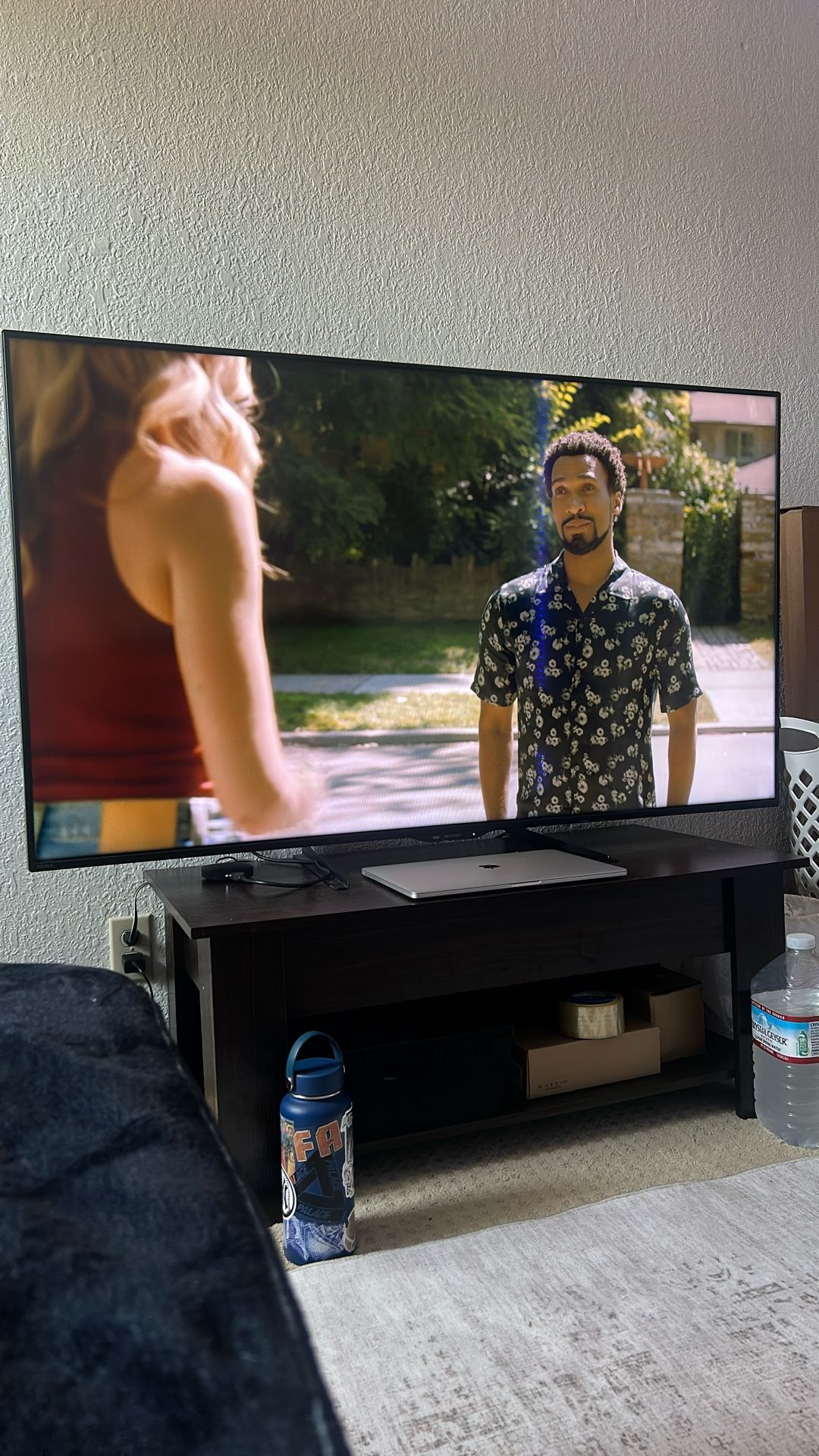 60” SMART TV