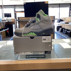 JORDAN RETRO 5 (GREEN BEAN)