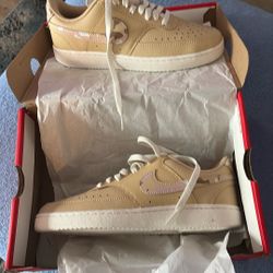 Nike Women’s Shoes 