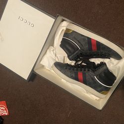 Gucci Shoes Size 9