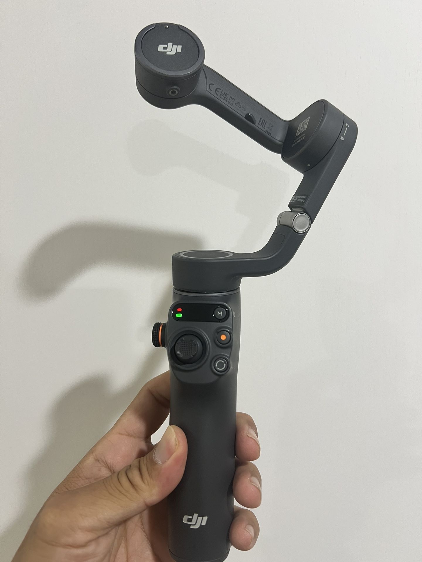 Brand New DJI Osmo Mobile 6 Gimbal