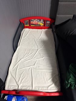 McQueen toddler bed