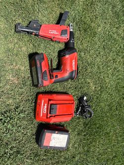 Hilti SD 4500 Drywall Screw Gun Kit w/ SMD 50, Charger & 2 Batteries