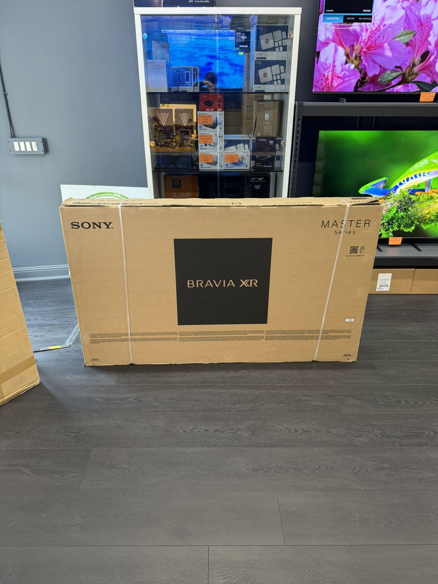 SMART 4k TV 1 YEAR WARRANTY WHOLESALE AVAILABLE TV SALE