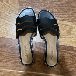 Sandal
