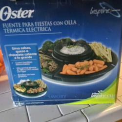 Party serving platter with electric warmer pot