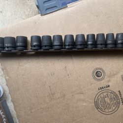 13 piece 1/2” Drive Shallow 6 point Impact Socket Set Metric, Williams 22mm- 10mm