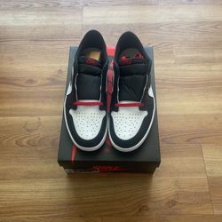Air Jordan Low “Black Toe”