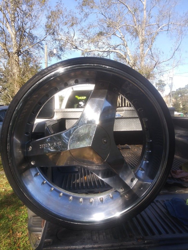 Choppers For Sell 26 In Rims 