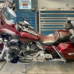 2014 HARLEY ULTRA LIMITED